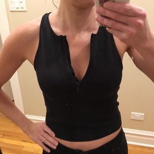 🌟NEW🌟 Zip-crop tank